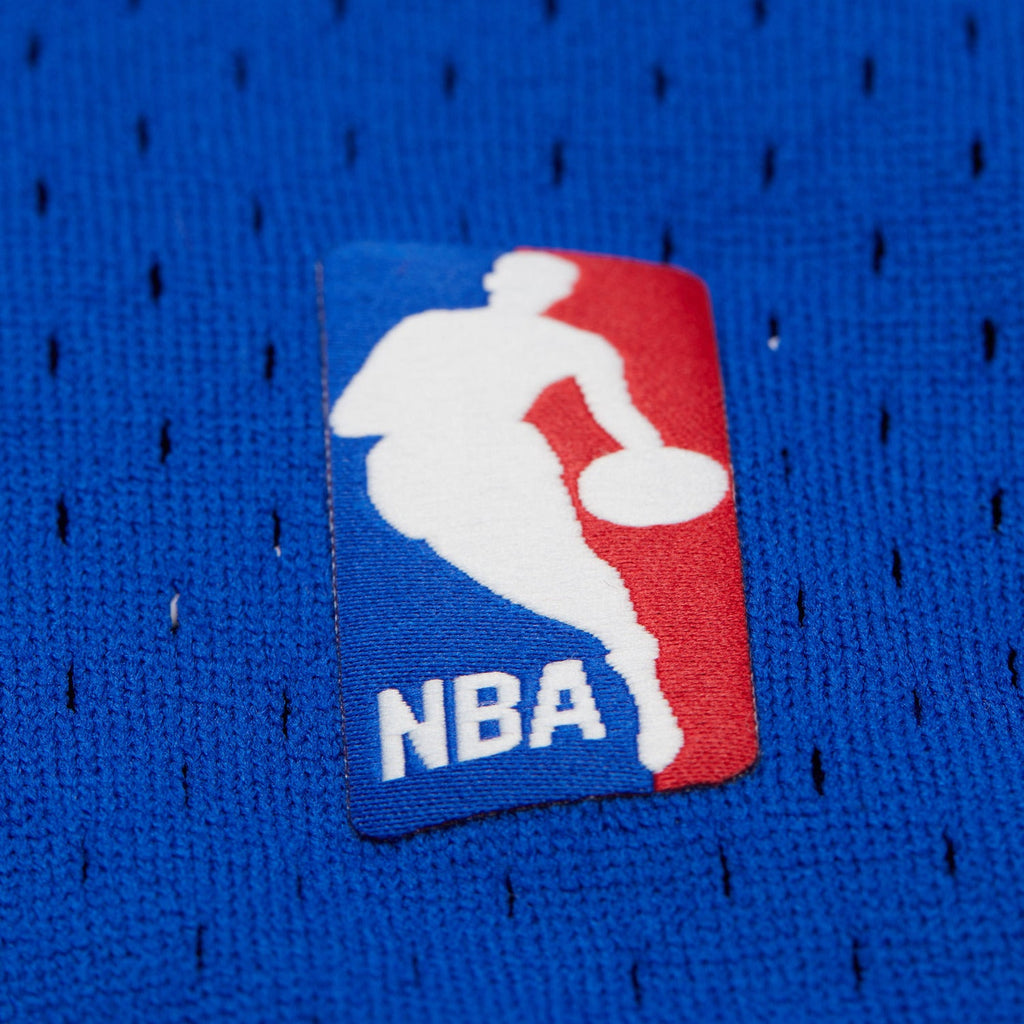 Mitchell & Ness Knicks Carmelo Anthony 2010 Swingman Jersey product image 6, provided for visual reference and product