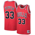 Scottie Pippen Chicago Bulls NBA Mitchell & Ness Men Red 1997-98 Hardwood Classics Swingman Jersey product image 1, provided