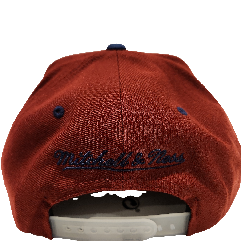 Cleveland Cavaliers NBA Mitchell & Ness Men Burgundy XL Reflective Two Tone Snapback product image 3, provided for visual