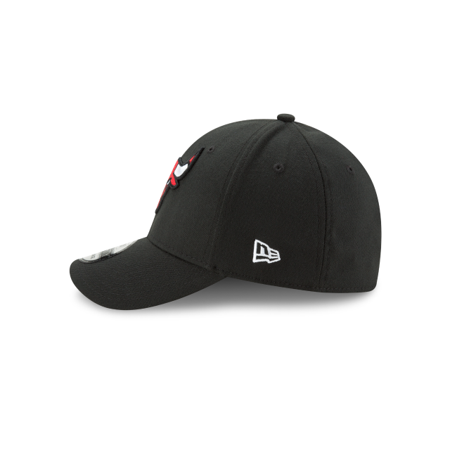 Chicago Bulls NBA New Era Men Black 39Thirty Team Classic Stretch Fit Hat product image 5, provided for visual reference and
