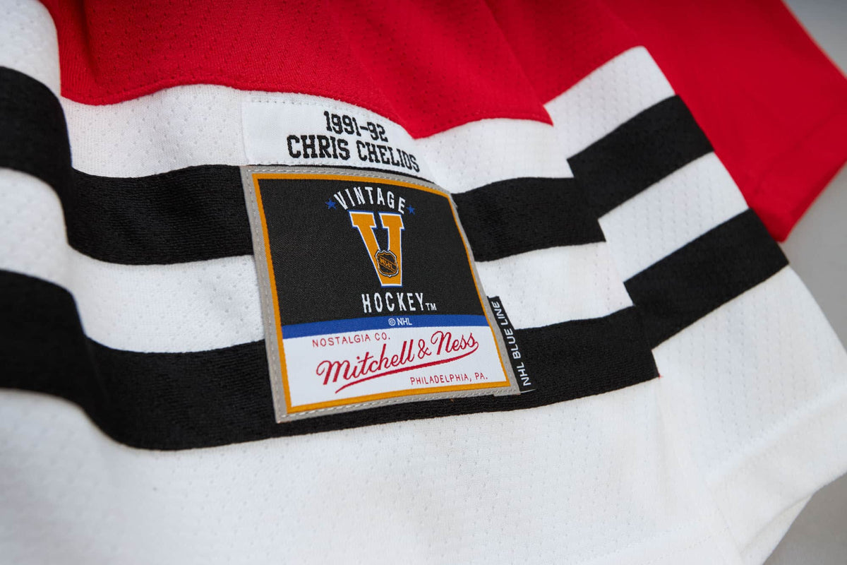 Chris Chelios Chicago Blackhawks NHL Mitchell & Ness Men Red 1992 Blue Line Authentic Jersey product image 3, provided for