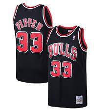 Chicago Bulls Scottie Pippen Black 1997-98 Hardwood Classics Swingman Jersey product image 1, provided for visual reference