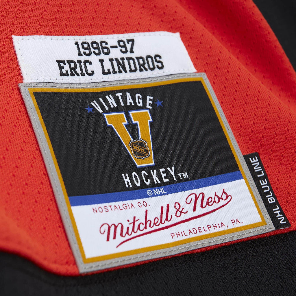 Eric Lindros Philadelphia Flyers NHL Mitchell & Ness Men Orange 1996 Blue Line Authentic Jersey product image 3, provided