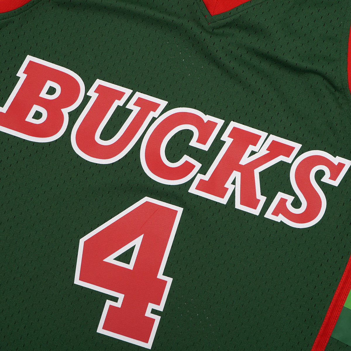Milwaukee Bucks Sidney Moncrief Mitchell & Ness Green 1983-84 Hardwood Classics Swingman Jersey for Men product image 3,