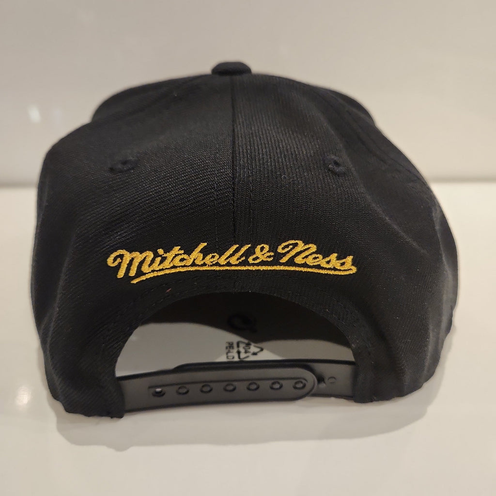 Los Angeles Lakers NBA Mitchell & Ness Men Black Gold Logo Snapback product image 3, provided for visual reference and