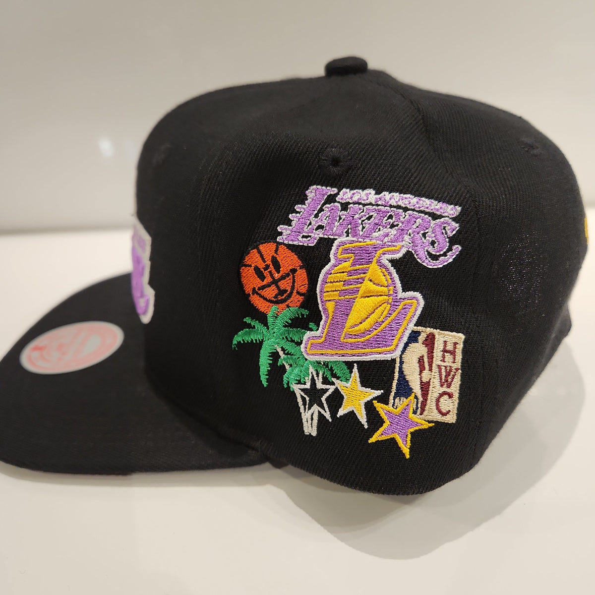 Los Angeles Lakers NBA Mitchell & Ness Men Black Patch Overload Snapback product image 4, provided for visual reference and