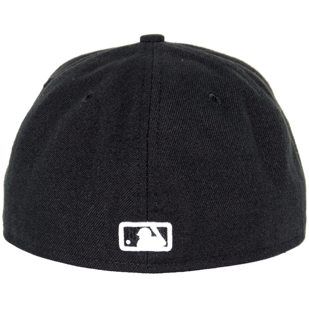 Montreal Expos MLB New Era Men Black White 59Fifty Fitted Hat product image 2, provided for visual reference and product