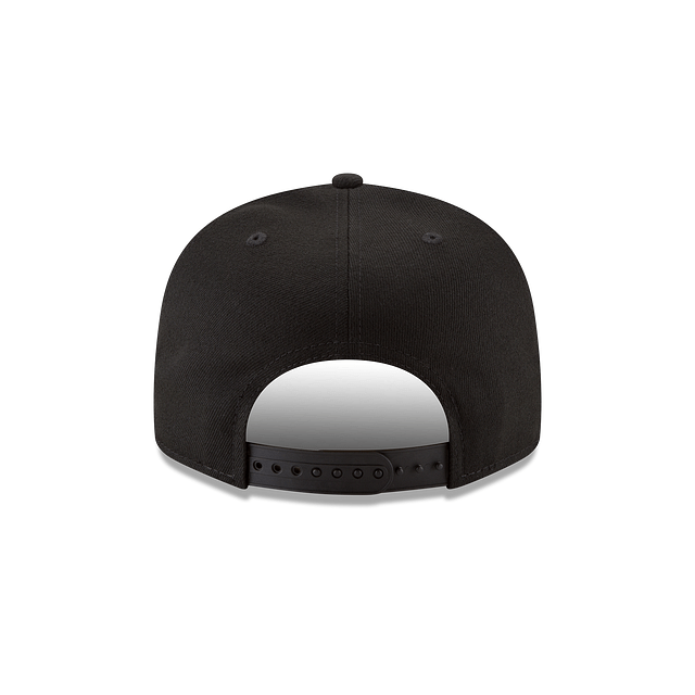 New York Yankees MLB New Era Men 9Fifty Black/White Basic Snapback product image 2, provided for visual reference and