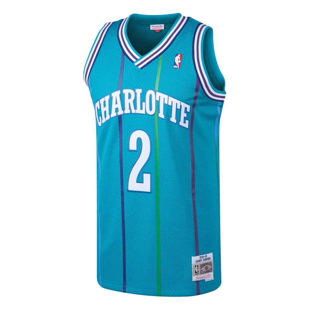 Mitchell & Ness Larry Johnson Charlotte Hornets Teal 1992-93 Hardwood Classics Swingman Jersey for Men product image 2,